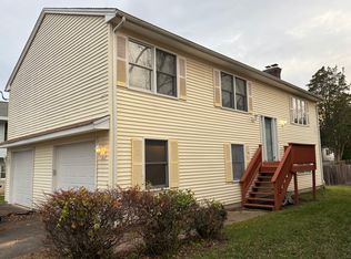 17 Woodworth Street, Suffield, CT 06078