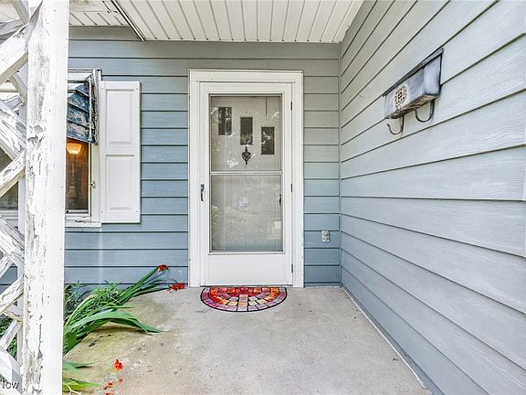 3rd image of 1941 Fisher Dr