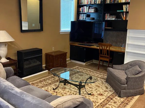 905 W Rowan St #A, Fayetteville, NC 28305