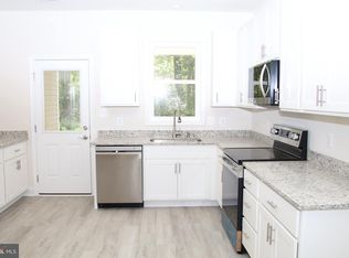 58 Holly Way, Colonial Beach, VA 22443