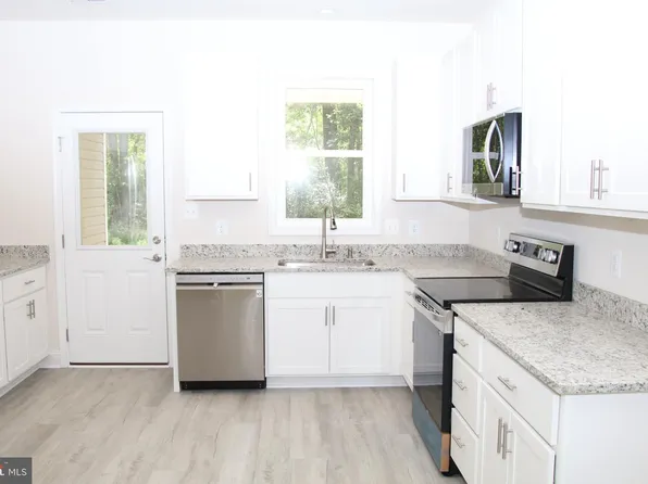 58 Holly Way, Colonial Beach, VA 22443