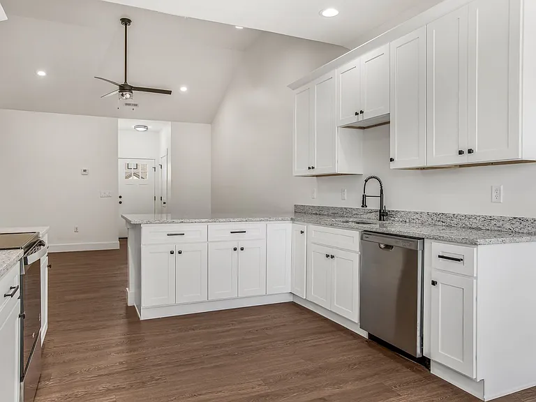 3100 Infinity Dr NW — Photo 15