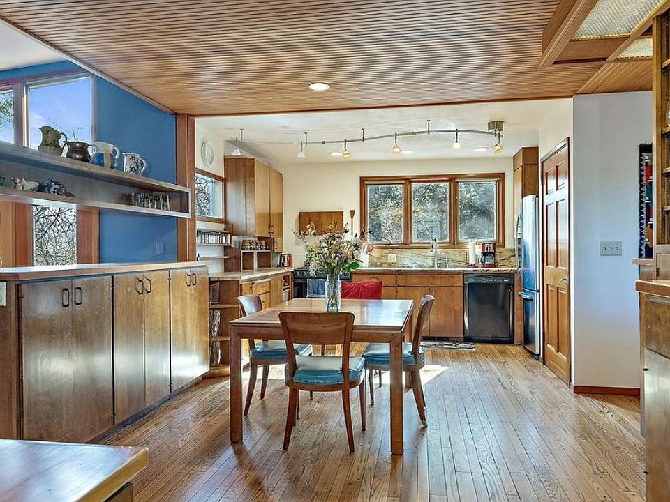 1st image of 780 S Mountain Ave #1