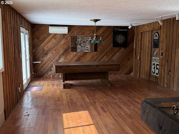 4th image of 4890 SW 189th Ct