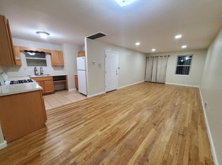 96 Arlington Ave FLOOR 2, Jersey City, NJ 07305