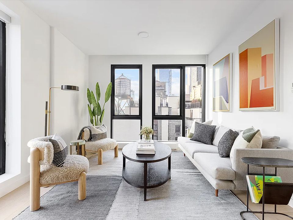 1st image of 300 W 30th St #8