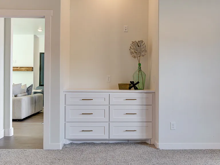 7901 Behr Dr — Photo 33