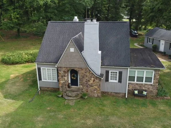 111 Sunset Dr SE, Lindale, GA 30147