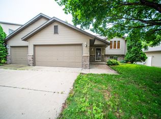 4448 57th St NW, Rochester, MN 55901