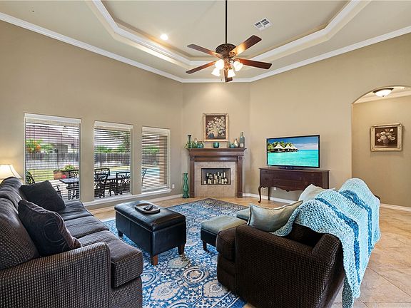 4th image of 1818 Hosea Ct
