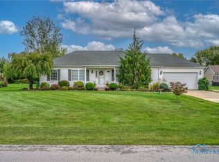 1761 S Anna Dr, Lakeside Marblehead, OH 43440