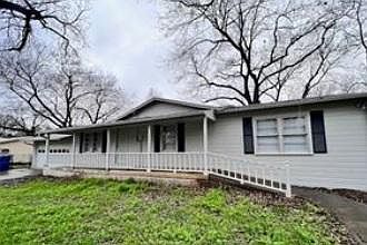 1st image of 208 N 36th St