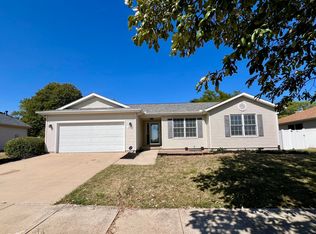 2202 E Delaware Ave, Urbana, IL 61802