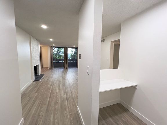 2nd image of 412 N Oakhurst Dr #202