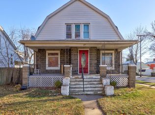 421 Garfield Ave, Bay City, MI 48708