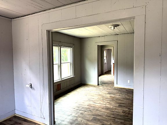 2nd image of 2711 W Walker St APT 111