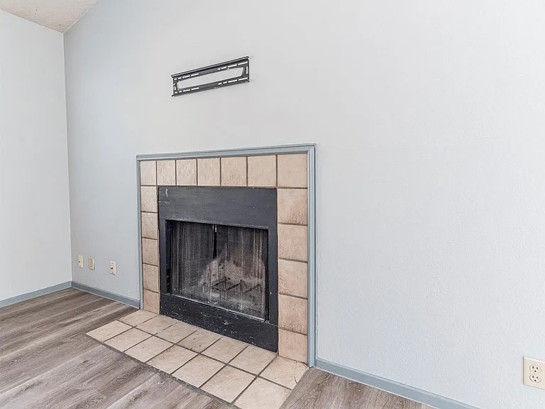 9624 Sugar Hill Dr #A — Photo 6