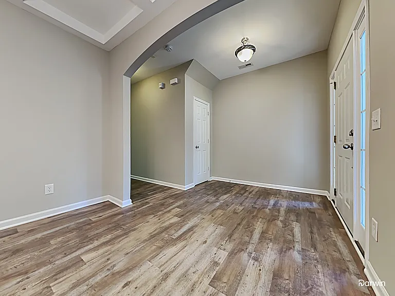 1909 Thorn Crest Dr — Photo 8