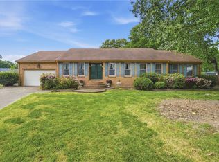 4852 Graystone Ct, Virginia Beach, VA 23464