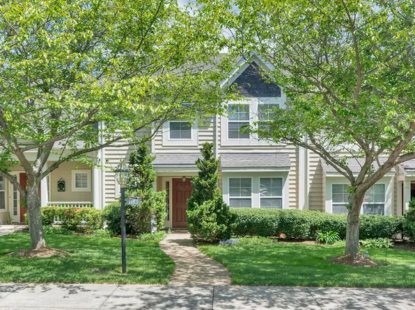 1482 Ashland Dr, Charlottesville, VA 22911
