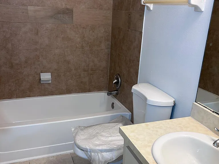 2493 SE Richmond St — Photo 20