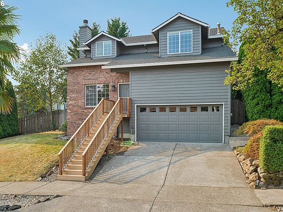 2nd image of 11596 SE Springcrest Dr