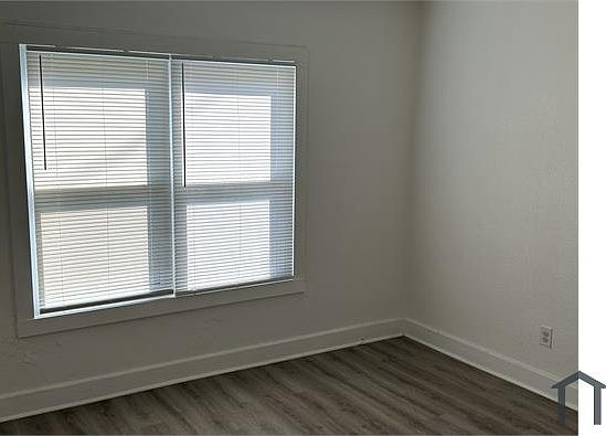 5th image of 1238 Avenue I