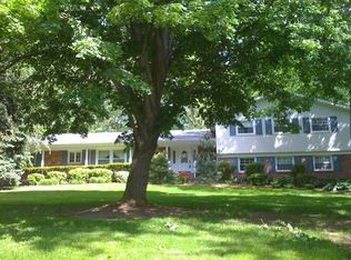56 Clover Ln, Upper Saddle River, NJ 07458