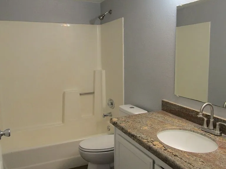 21622 N 23rd Ave #B304 — Photo 7