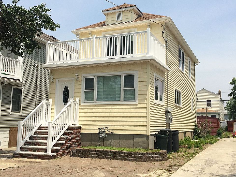1st image of 420 Beach 128 St