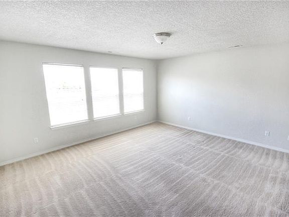 4th image of 7900 Sierra Altos Pl NW