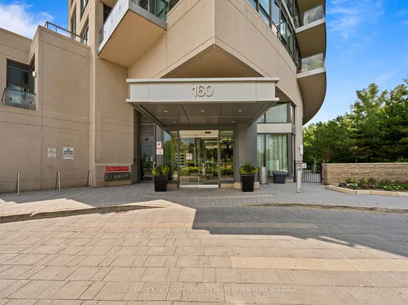 160 Vanderhoof Ave #913, Toronto, ON M4G 0B7