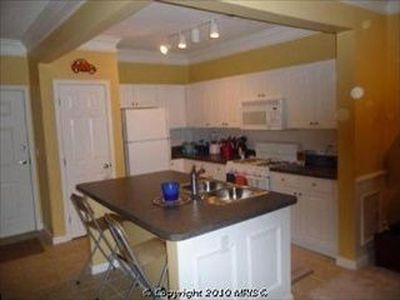 3 Arch Pl Unit 327, Gaithersburg, MD, 20878