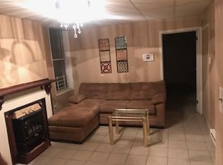 69 W Sharpnack St, Philadelphia, PA 19119
