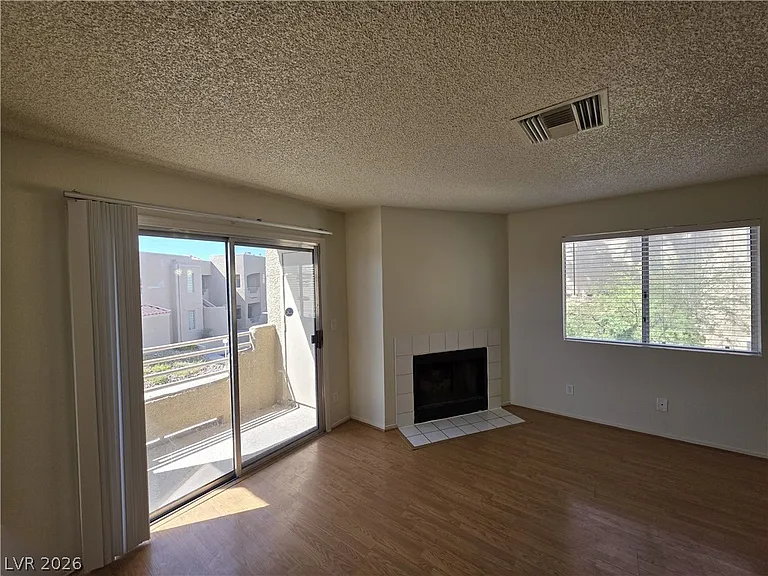 2200 Highpointe Dr #201 — Photo 38