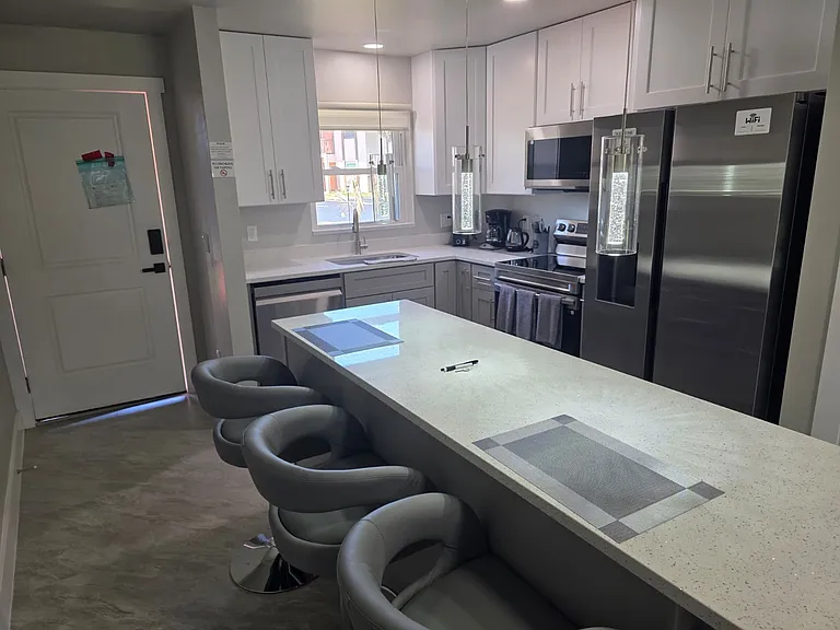 16881 Davis Rd #914 — Photo 8