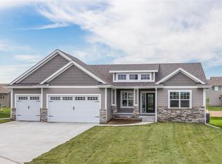 3511 NW 178th St, Clive, IA 50325