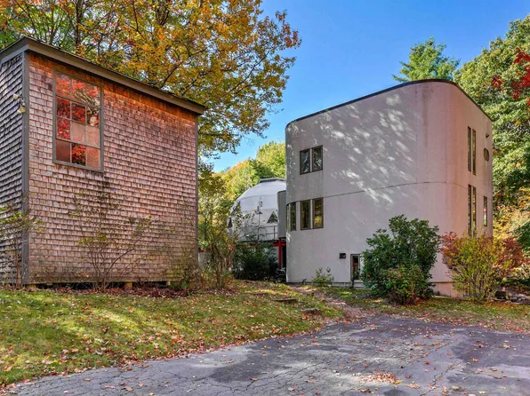 102 Worthley Hill Road, Goffstown, NH 03045