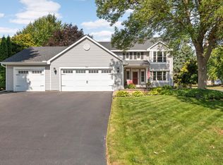 709 Havenhill Rd, Eagan, MN 55123