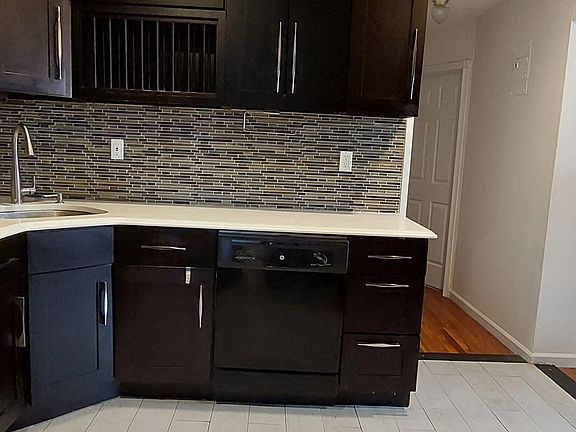 2nd image of 261 Kearney Ave Floor 2
