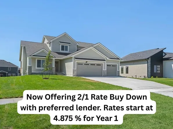 2105 Timberview Dr, Norwalk, IA 50211