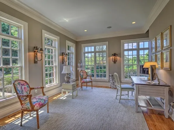 15 Sherwood Farm Rd, Far Hills Boro, NJ 07931