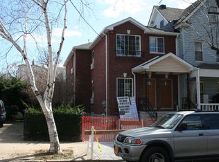 1421 117th St, College Point, NY 11356