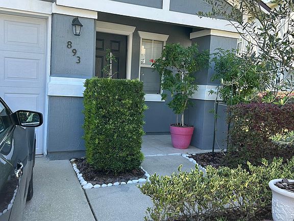 2nd image of 893 S Black Cherry Dr