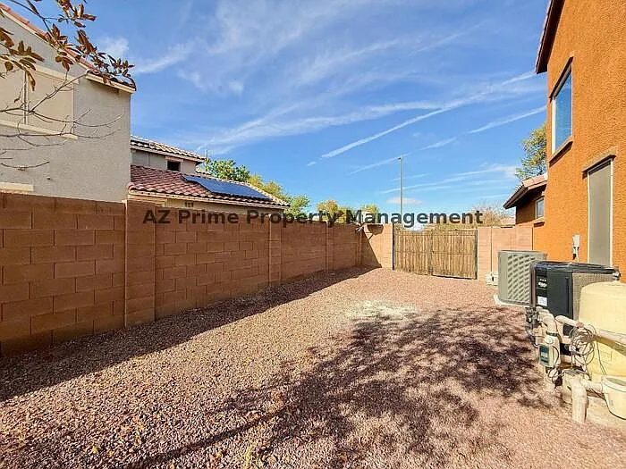 18649 W Williams St — Photo 45