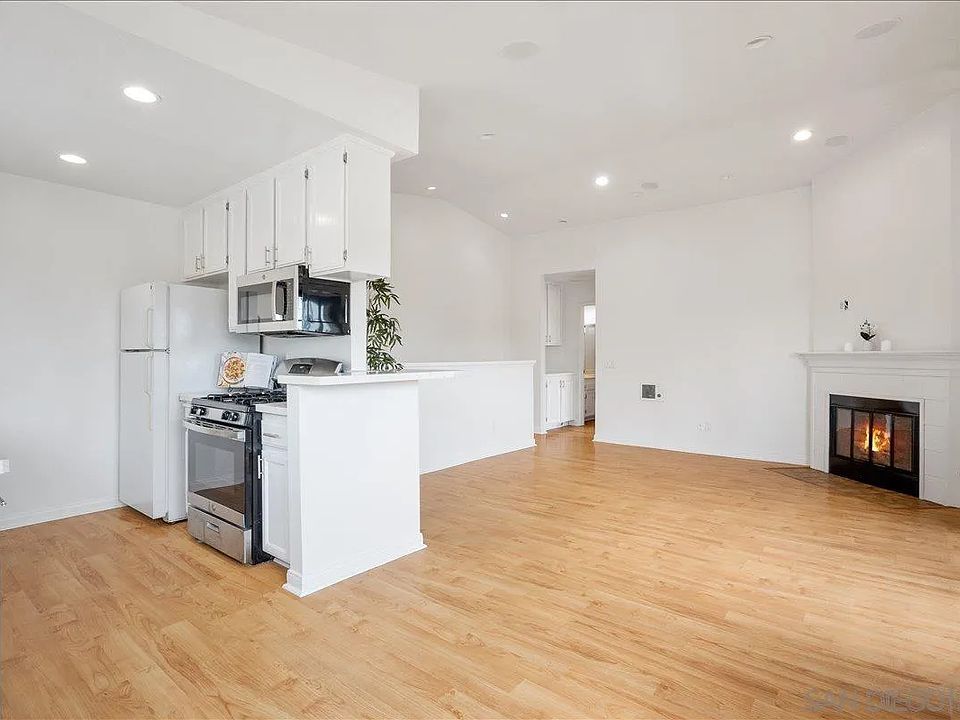 1st image of 1934 Missouri St Unit 1
