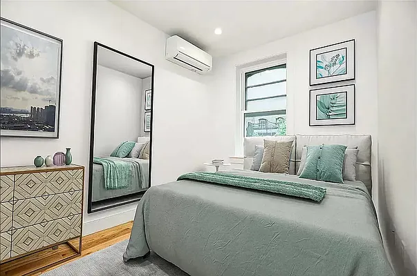 Rented by REAL New York | media 3