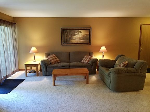 4th image of 1471 Fairlane Dr #A1