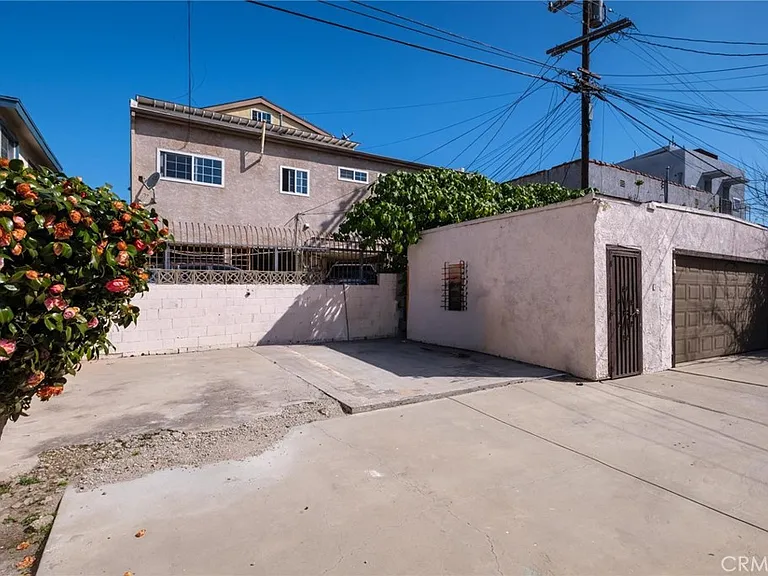 4533 Saturn St — Photo 7