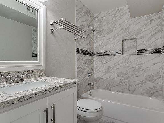 3rd image of 2129 E Stanford Dr